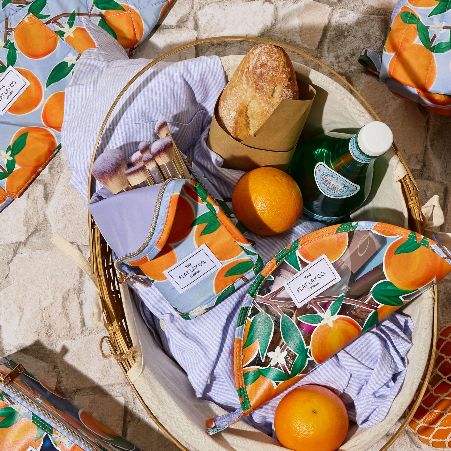 Standing Makeup Brush Case - Mediterranean Oranges
