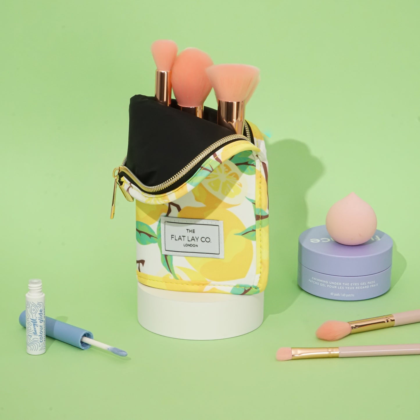 Lemons Standing Brush Case