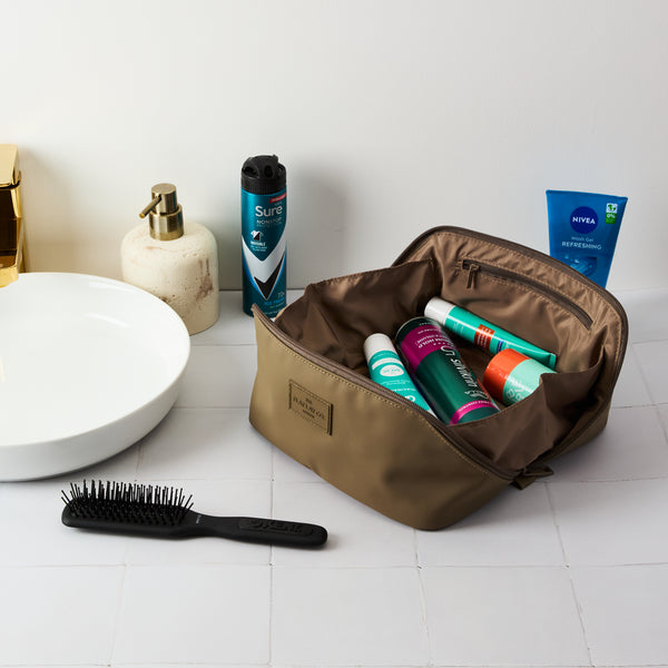 Men's Flat Lay Toiletry Carry - Khaki Green