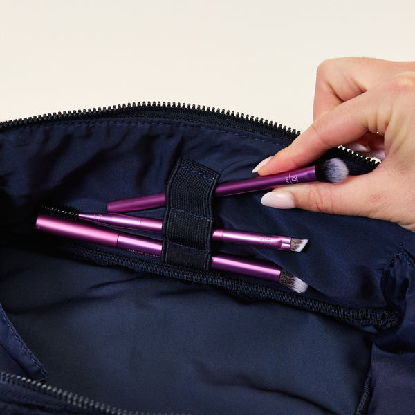 Box-Form Kosmetiktasche -  Bestickter himmelblauer Samt